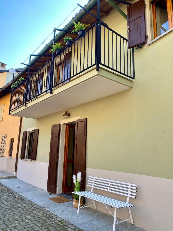 La Casa Della Rocca - Monferratohome Camagna Monferrato Exteriör bild